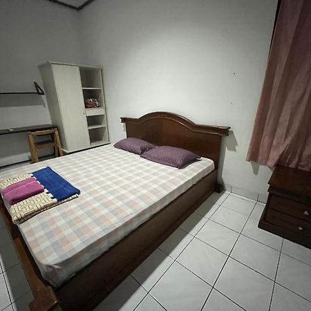 ג'קרטה Spot On 94142 Al Fatih Residence Syariah 2 מראה חיצוני תמונה