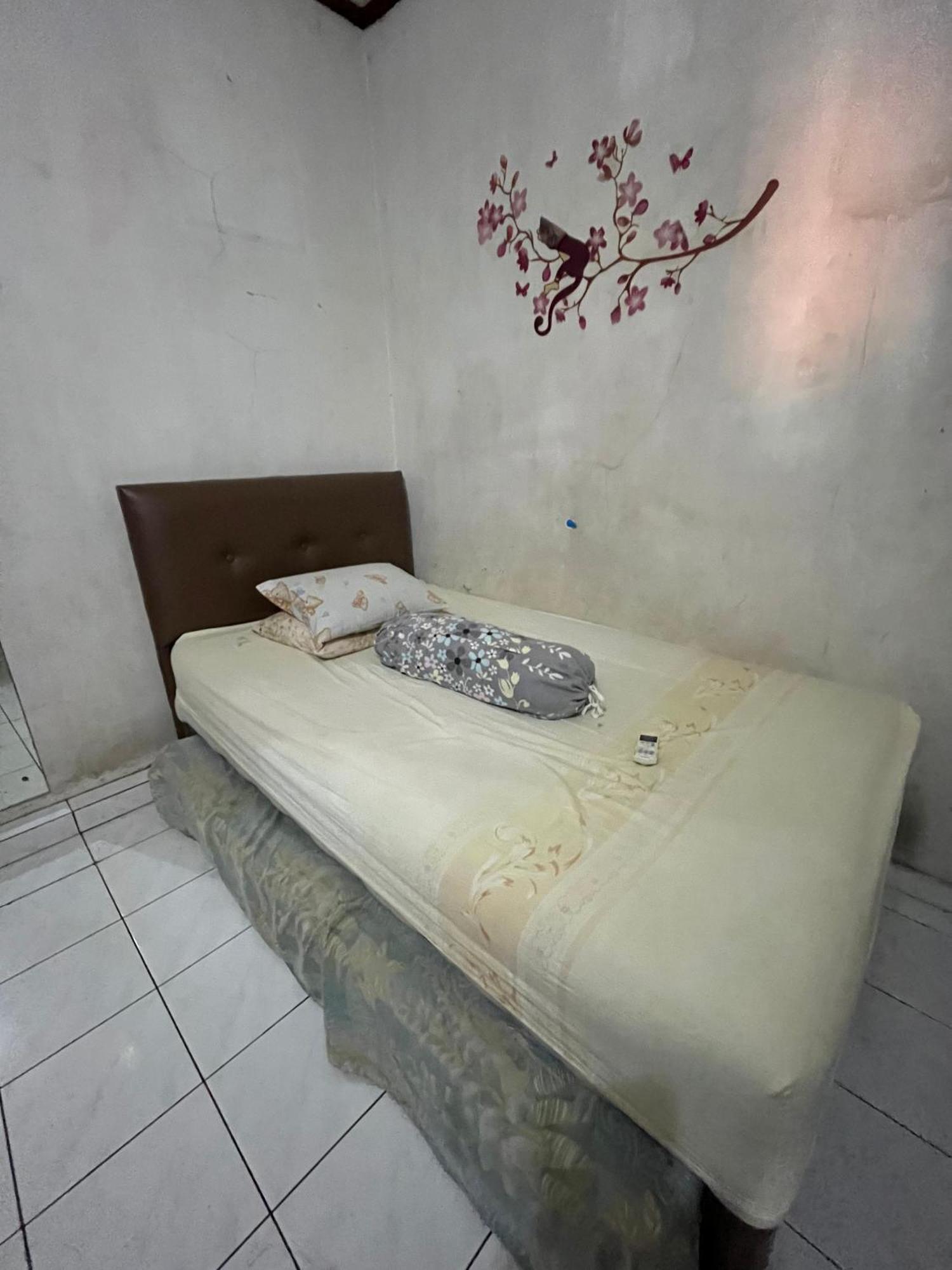 ג'קרטה Spot On 94142 Al Fatih Residence Syariah 2 מראה חיצוני תמונה