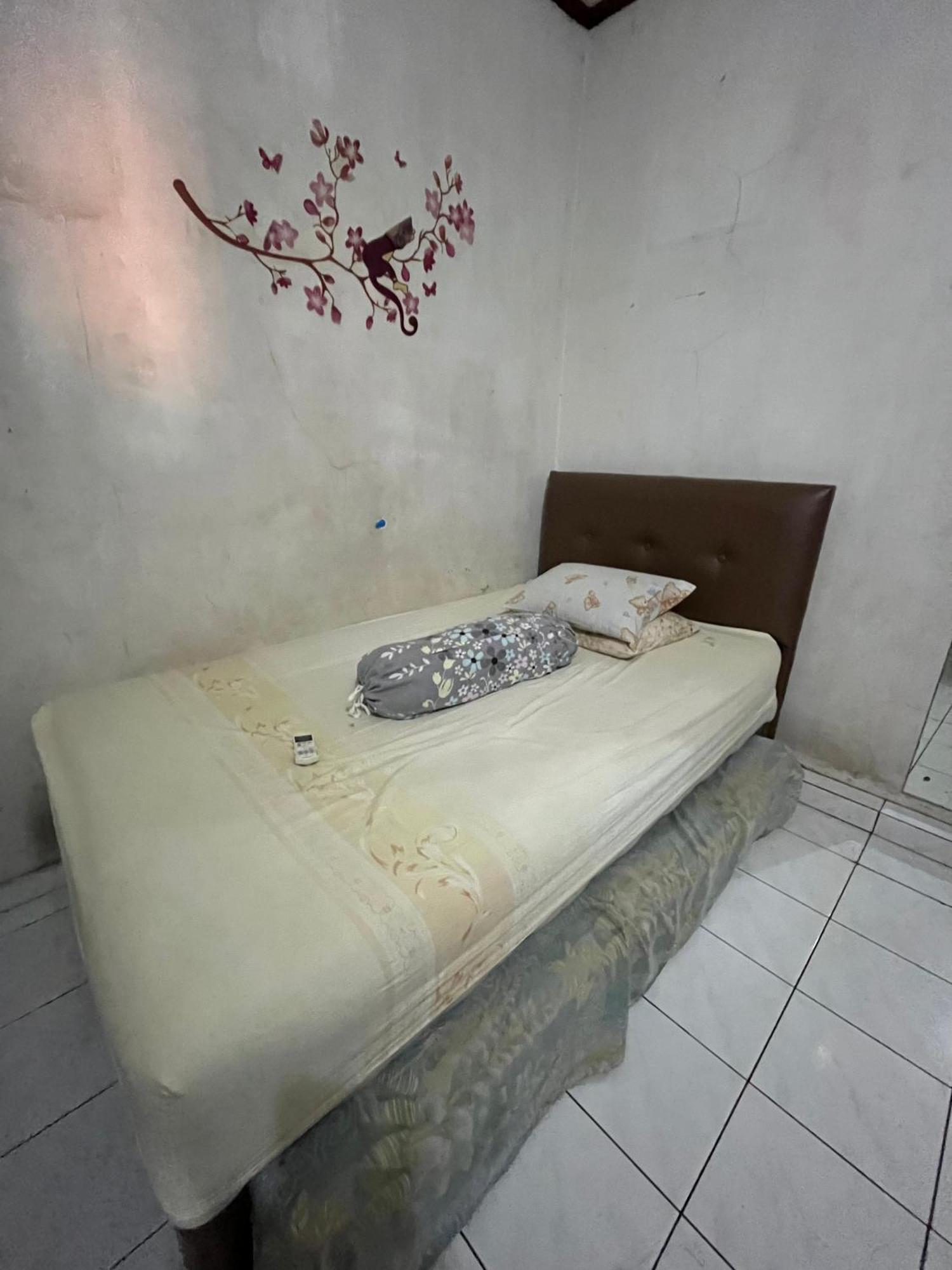 ג'קרטה Spot On 94142 Al Fatih Residence Syariah 2 מראה חיצוני תמונה
