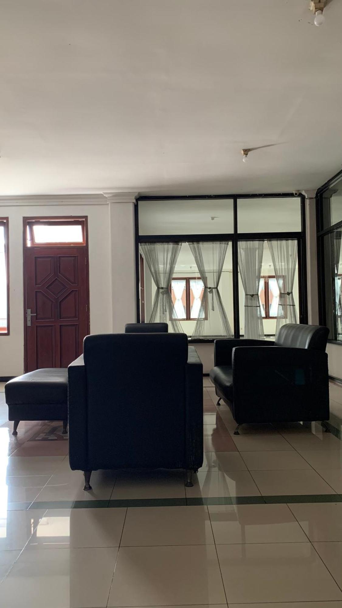 ג'קרטה Spot On 94142 Al Fatih Residence Syariah 2 מראה חיצוני תמונה